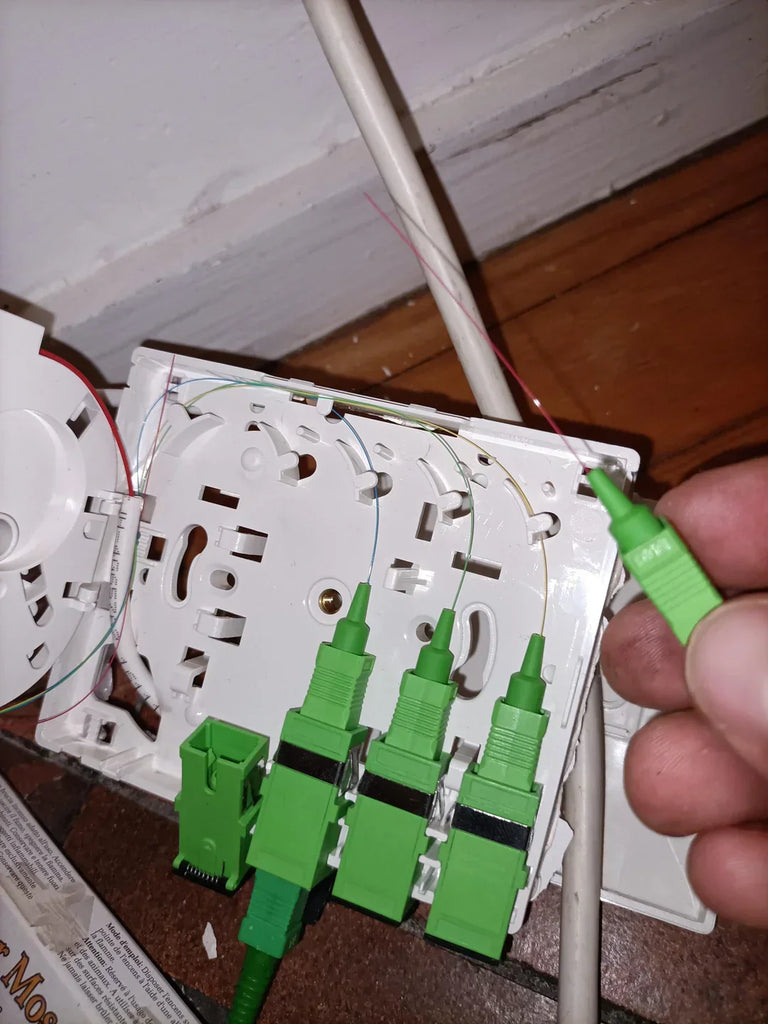 Travailler en environnement contraint : comment les boîtiers d’épissurage simplifient la vie.